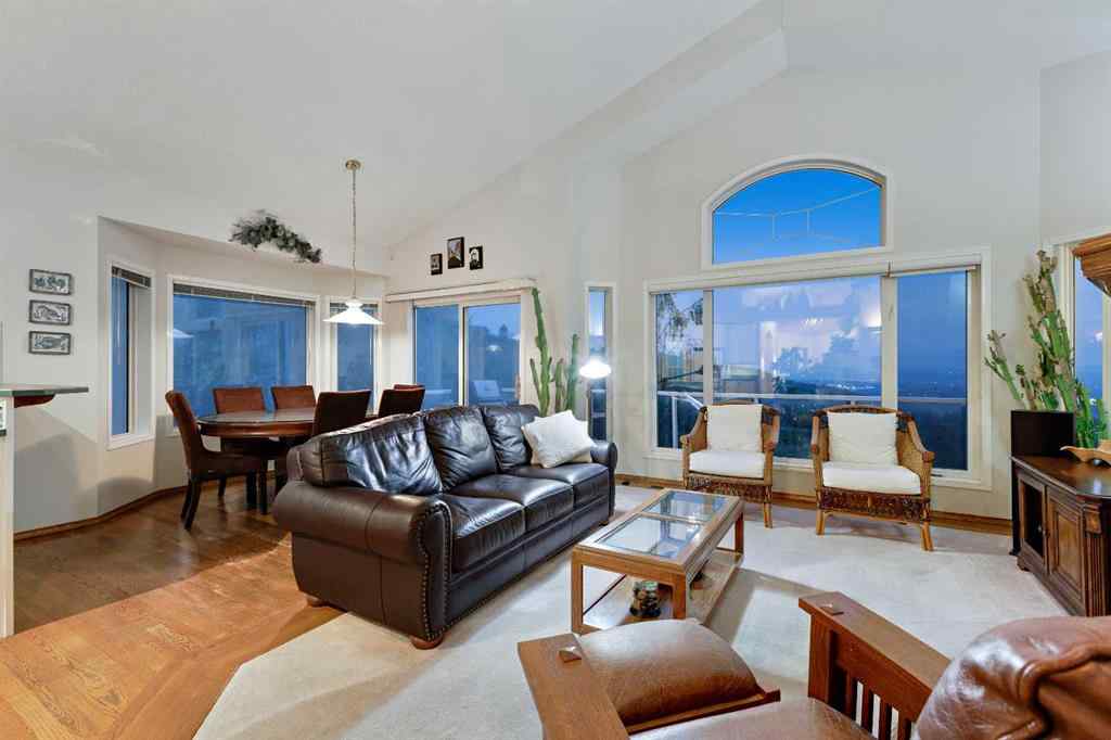 MLS® A2228803 - 30 Patterson Green SW in Patterson Calgary, Residential