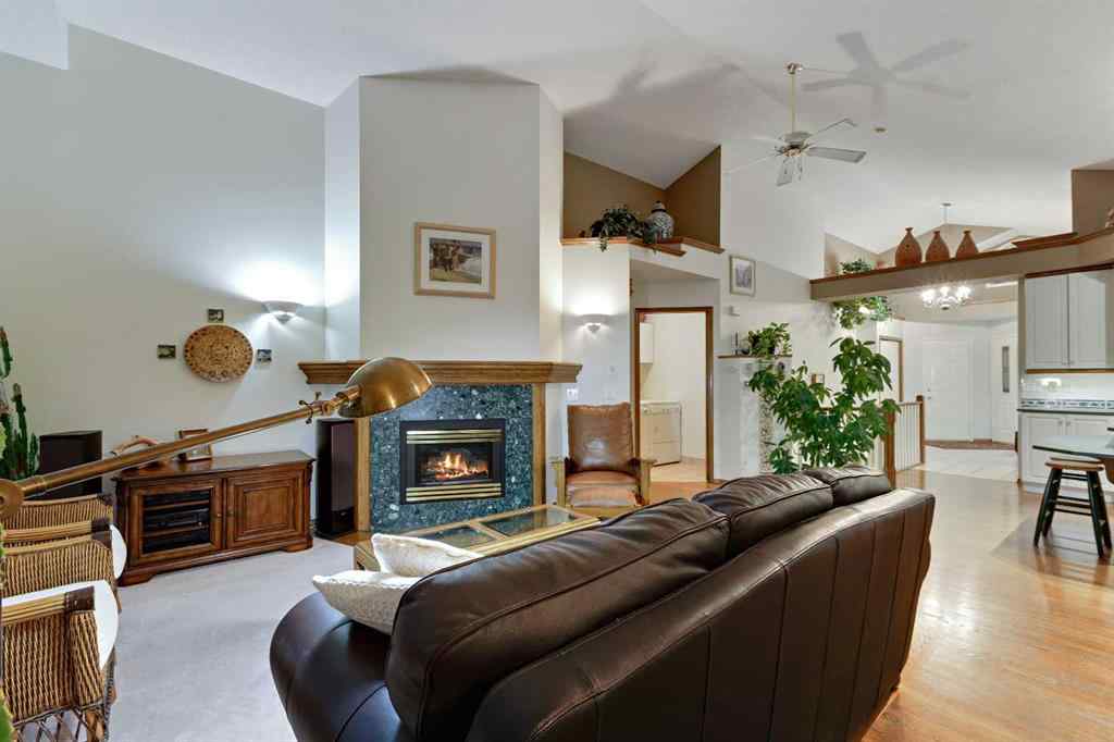 MLS® A2228803 - 30 Patterson Green SW in Patterson Calgary, Residential