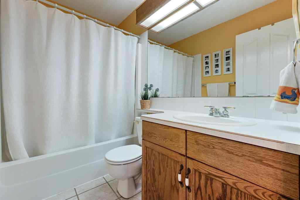 MLS® A2228803 - 30 Patterson Green SW in Patterson Calgary, Residential