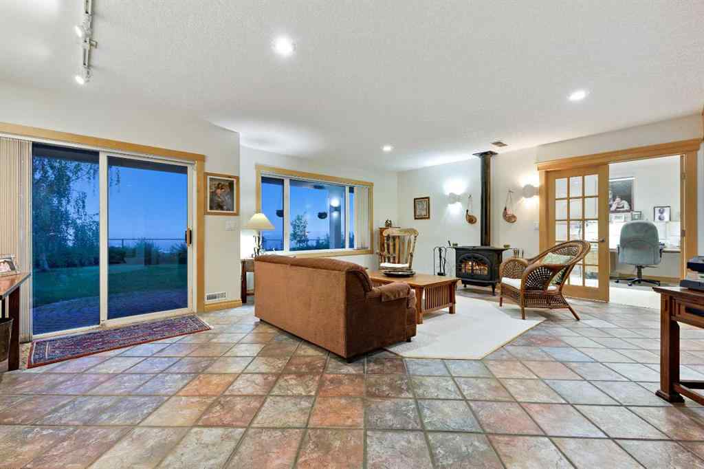 MLS® A2228803 - 30 Patterson Green SW in Patterson Calgary, Residential