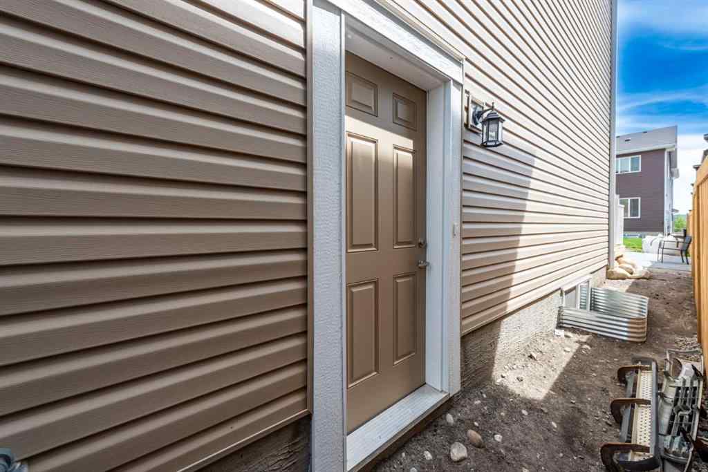 MLS® A2228817 - 547 Clydesdale Way  in Heartland Cochrane, Residential