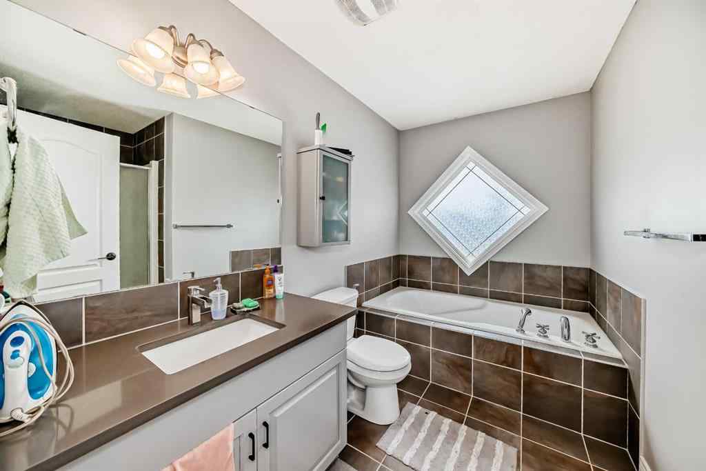 MLS® A2228818 - 644 Luxstone Landing SW in Luxstone Airdrie, Residential