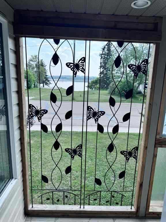 MLS® A2228819 - 4715 Lake Street  in NONE Alix, Residential