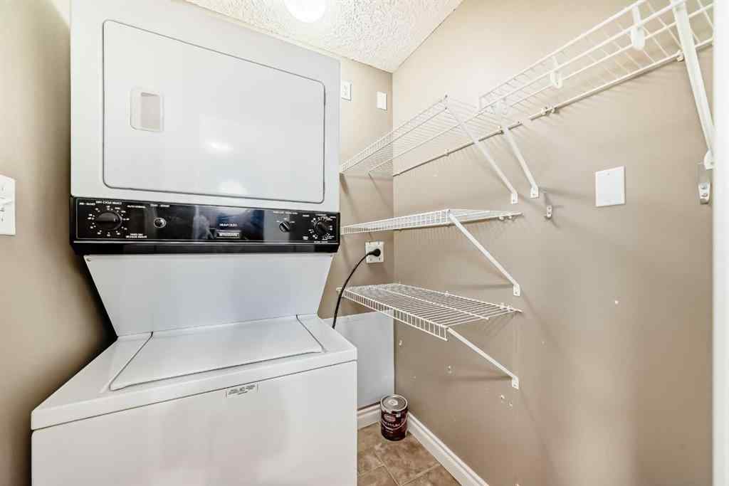 MLS® A2228832 - Unit #301 835 18 Avenue SW in Lower Mount Royal Calgary, Residential