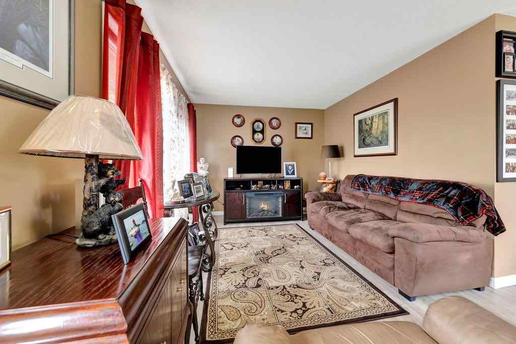 MLS® A2228842 - 5537 50 Avenue   in North Lloydminster Lloydminster, Residential