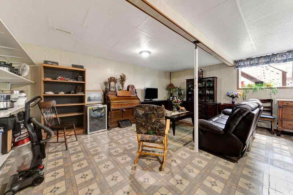 MLS® A2228842 - 5537 50 Avenue   in North Lloydminster Lloydminster, Residential