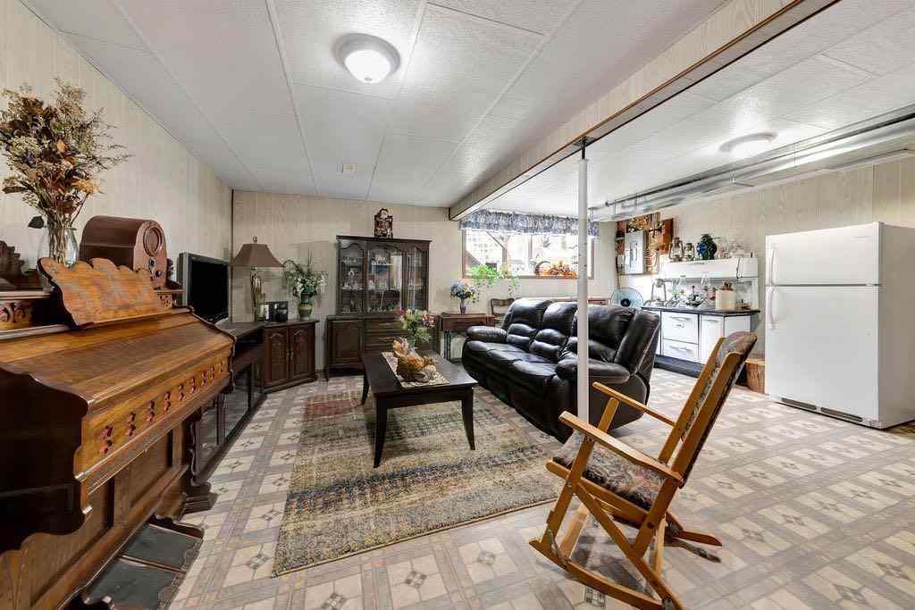 MLS® A2228842 - 5537 50 Avenue   in North Lloydminster Lloydminster, Residential