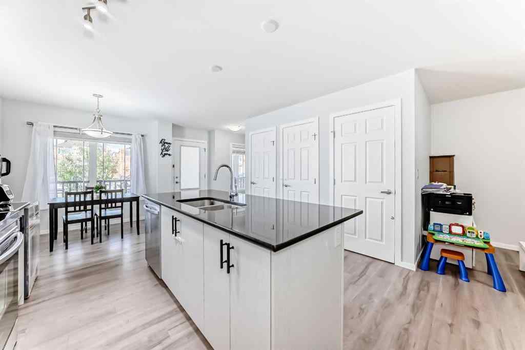 MLS® A2228844 - 181 Yorkville Boulevard SW in Yorkville Calgary, Residential