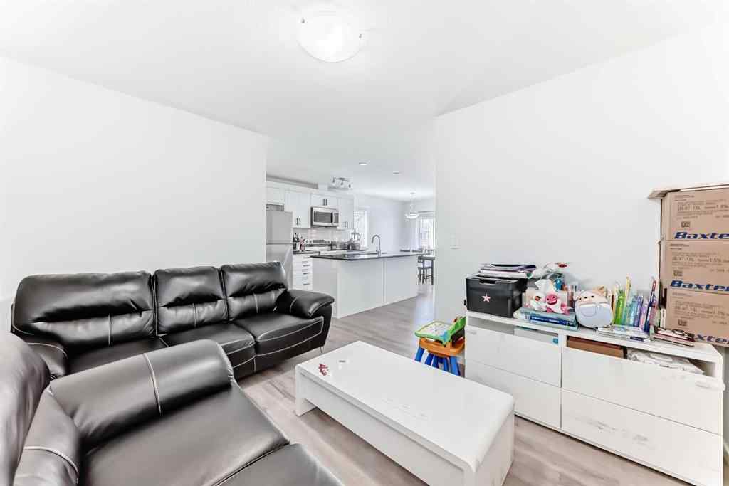 MLS® A2228844 - 181 Yorkville Boulevard SW in Yorkville Calgary, Residential