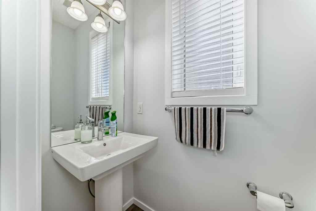 MLS® A2228844 - 181 Yorkville Boulevard SW in Yorkville Calgary, Residential