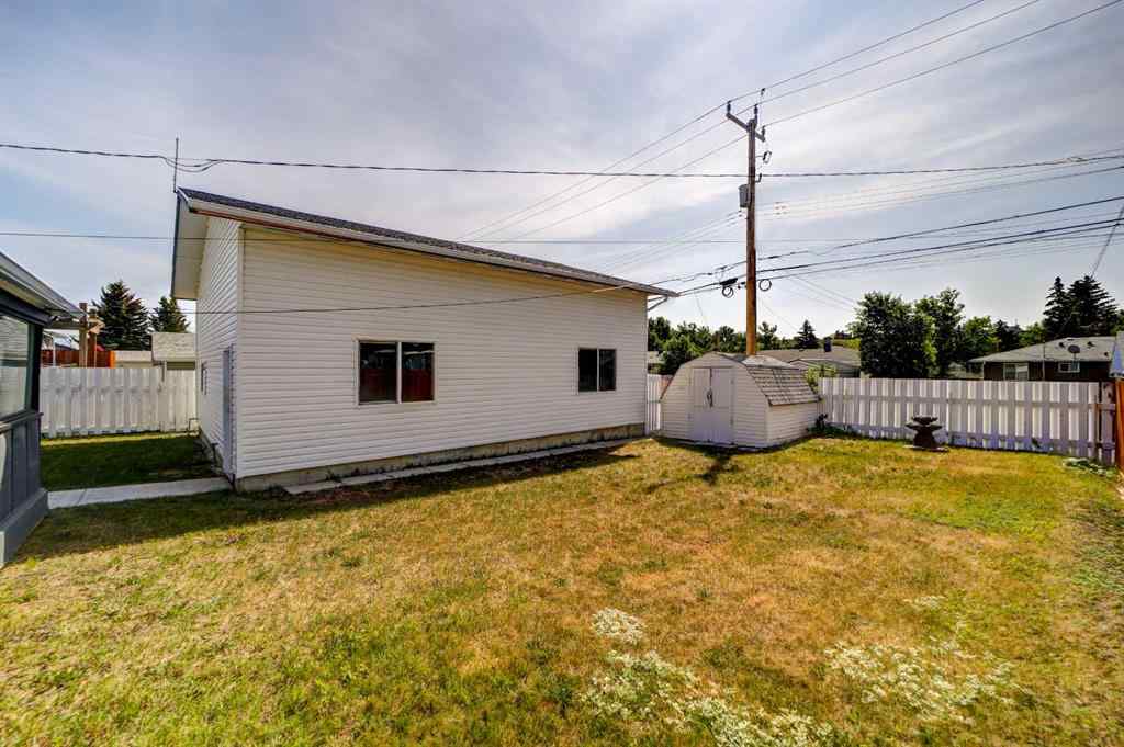 MLS® A2228864 - 340 Canyon Drive  in NONE Pincher Creek, Residential
