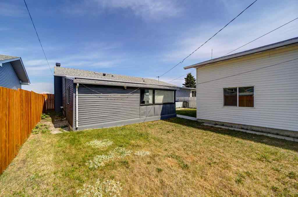 MLS® A2228864 - 340 Canyon Drive  in NONE Pincher Creek, Residential
