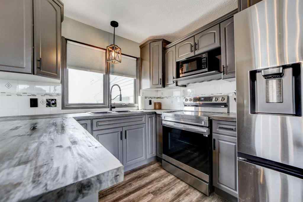 MLS® A2228864 - 340 Canyon Drive  in NONE Pincher Creek, Residential