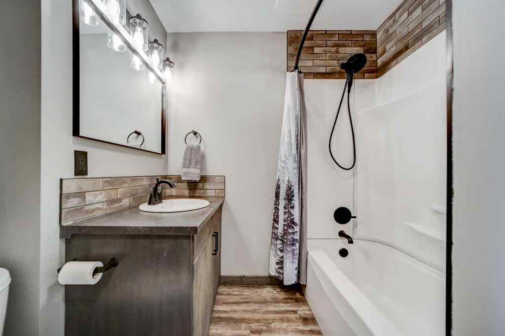 MLS® A2228864 - 340 Canyon Drive  in NONE Pincher Creek, Residential