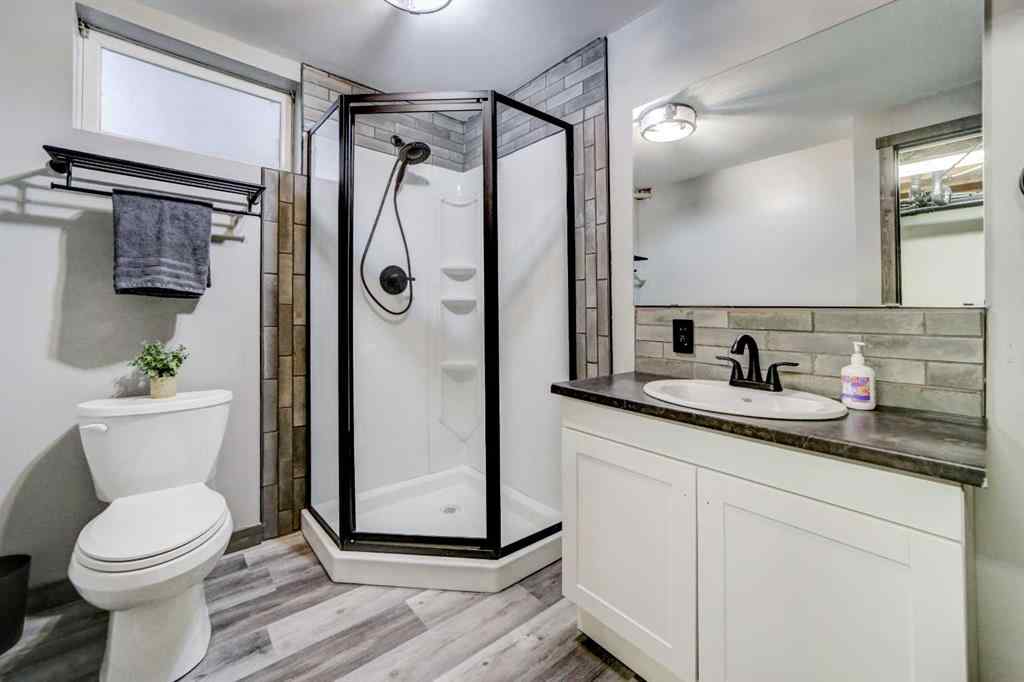 MLS® A2228864 - 340 Canyon Drive  in NONE Pincher Creek, Residential