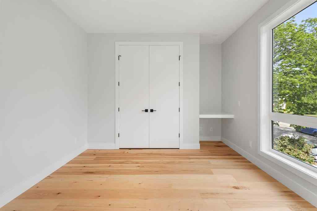 MLS® A2228872 - 1725 23 Avenue NW in Capitol Hill Calgary, Residential