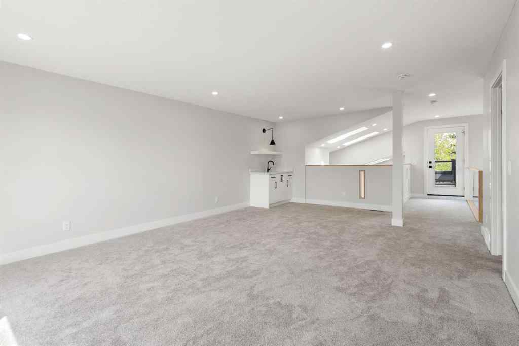 MLS® A2228872 - 1725 23 Avenue NW in Capitol Hill Calgary, Residential