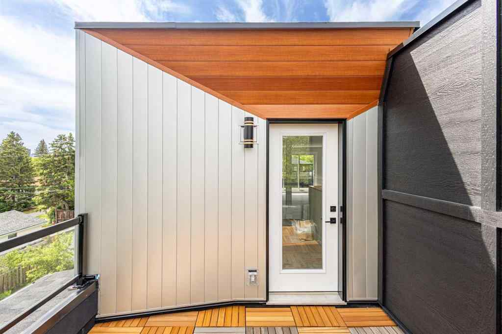 MLS® A2228872 - 1725 23 Avenue NW in Capitol Hill Calgary, Residential