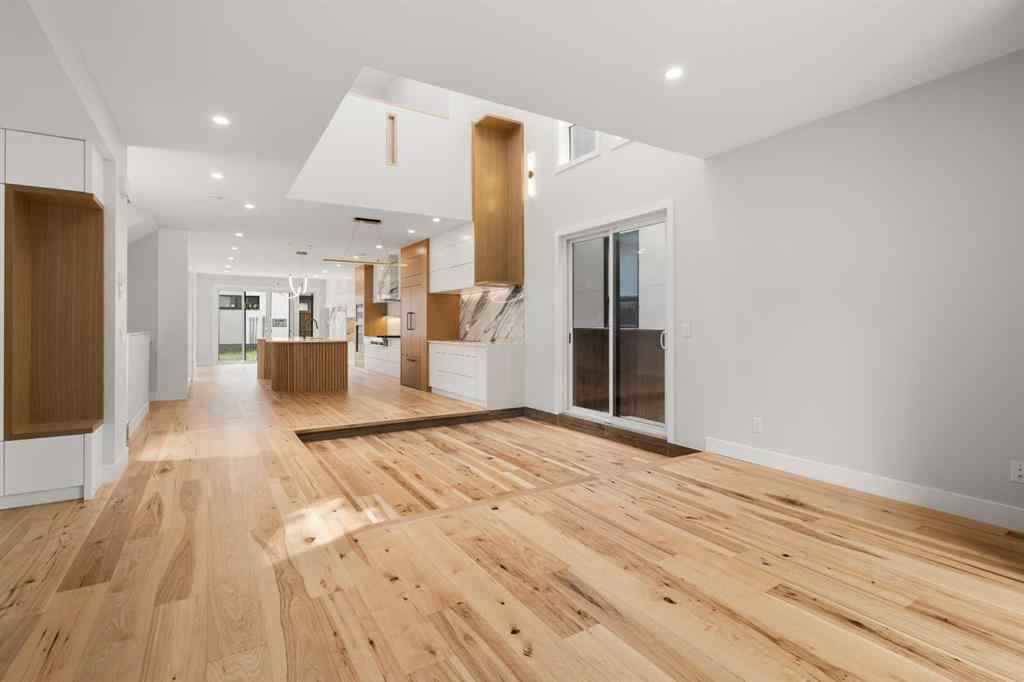 MLS® A2228872 - 1725 23 Avenue NW in Capitol Hill Calgary, Residential