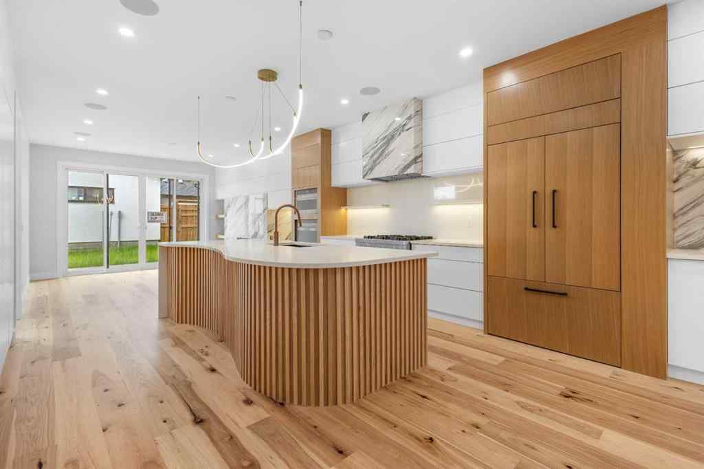 MLS® A2228872 - 1725 23 Avenue NW in Capitol Hill Calgary, Residential