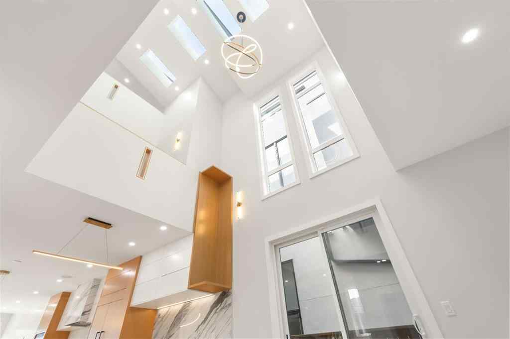 MLS® A2228872 - 1725 23 Avenue NW in Capitol Hill Calgary, Residential
