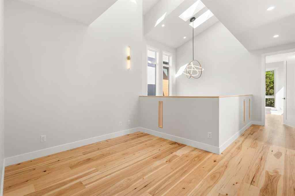 MLS® A2228872 - 1725 23 Avenue NW in Capitol Hill Calgary, Residential