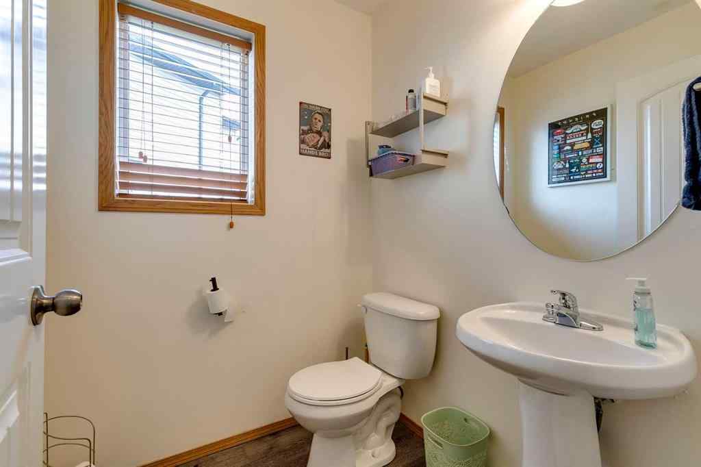 MLS® A2228875 - 190 Everoak Gardens SW in Evergreen Calgary, Residential