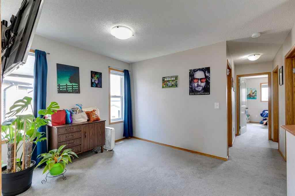 MLS® A2228875 - 190 Everoak Gardens SW in Evergreen Calgary, Residential