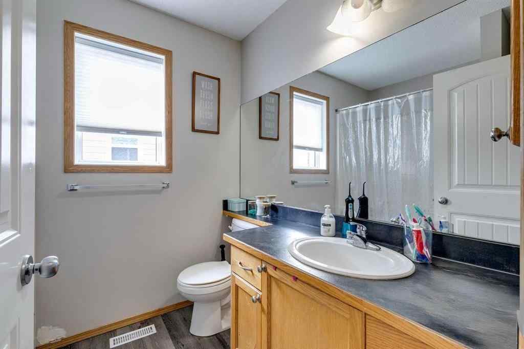 MLS® A2228875 - 190 Everoak Gardens SW in Evergreen Calgary, Residential
