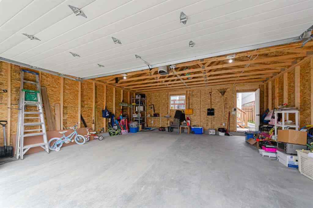 MLS® A2228892 - 265 Fresno Place NE in Monterey Park Calgary, Residential