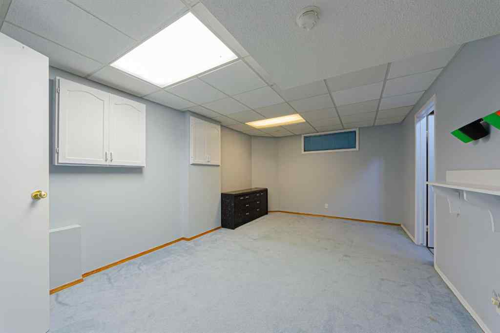MLS® A2228892 - 265 Fresno Place NE in Monterey Park Calgary, Residential