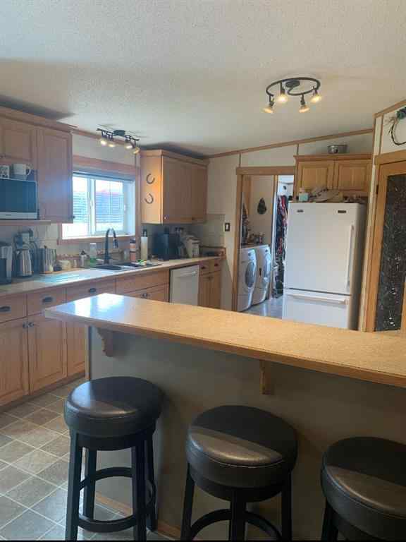 MLS® A2228894 - 4142 Township Road 290   in NONE Rural Mountain View County, Residential
