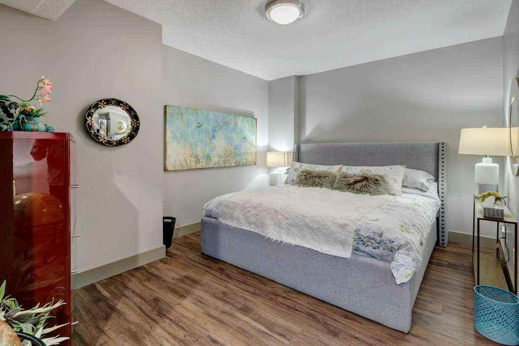 MLS® A2228912 - 2421 29 Avenue SW in Richmond Calgary, Residential