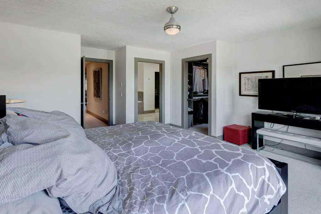 MLS® A2228912 - 2421 29 Avenue SW in Richmond Calgary, Residential