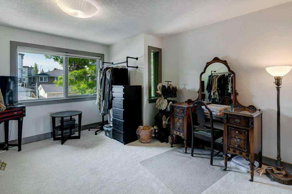 MLS® A2228912 - 2421 29 Avenue SW in Richmond Calgary, Residential