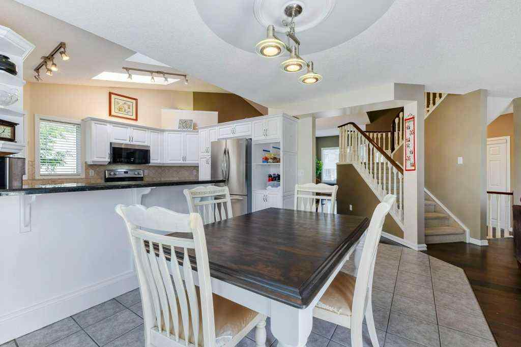 MLS® A2228920 - 119 Valley Ridge Green NW in Valley Ridge Calgary, Residential