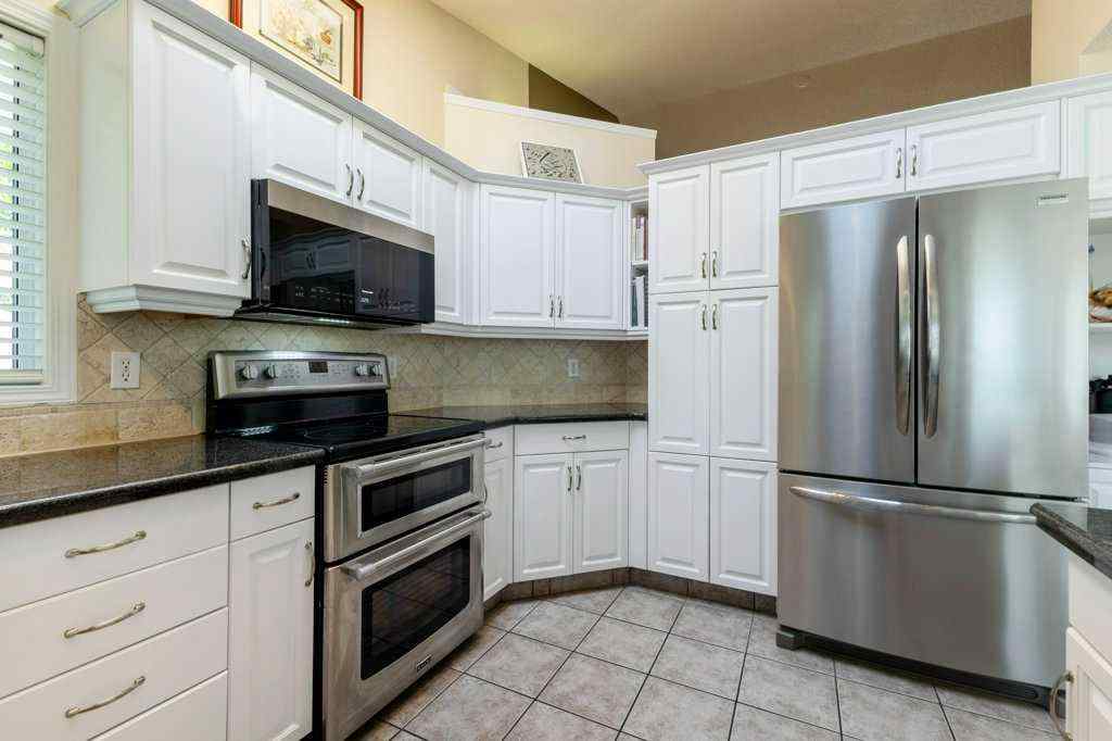 MLS® A2228920 - 119 Valley Ridge Green NW in Valley Ridge Calgary, Residential