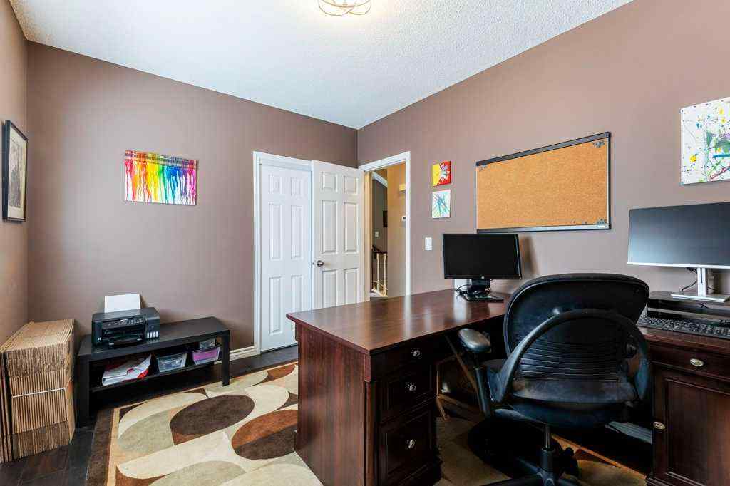 MLS® A2228920 - 119 Valley Ridge Green NW in Valley Ridge Calgary, Residential