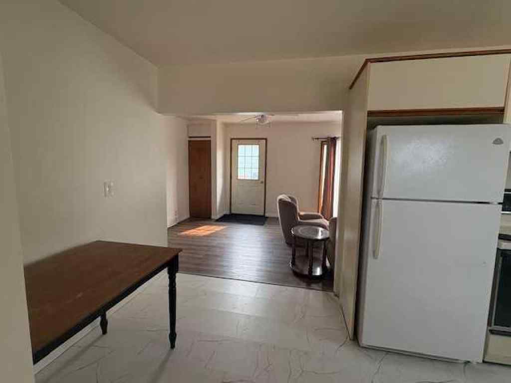 MLS® A2228959 - 5027 52 Street  in Hardisty Hardisty, Residential