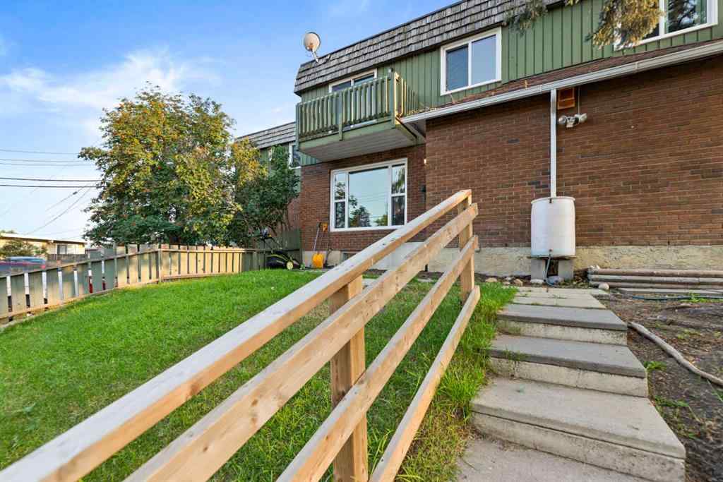 MLS® A2228960 - Unit #6 124 Sabrina Way SW in Southwood Calgary, Residential
