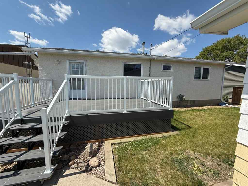 MLS® A2228966 - 604 3 Street E in Hanna Hanna, Residential