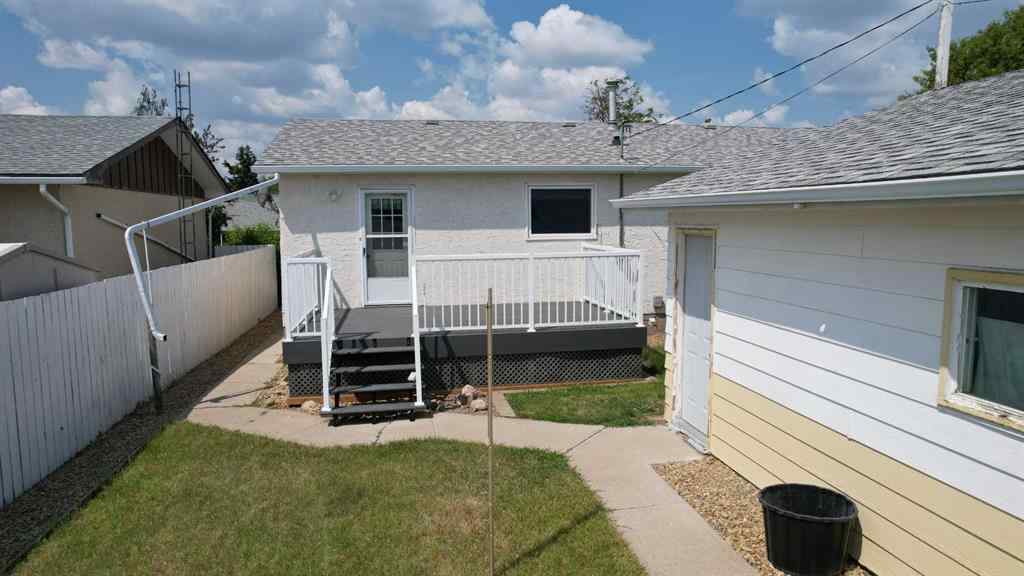 MLS® A2228966 - 604 3 Street E in Hanna Hanna, Residential