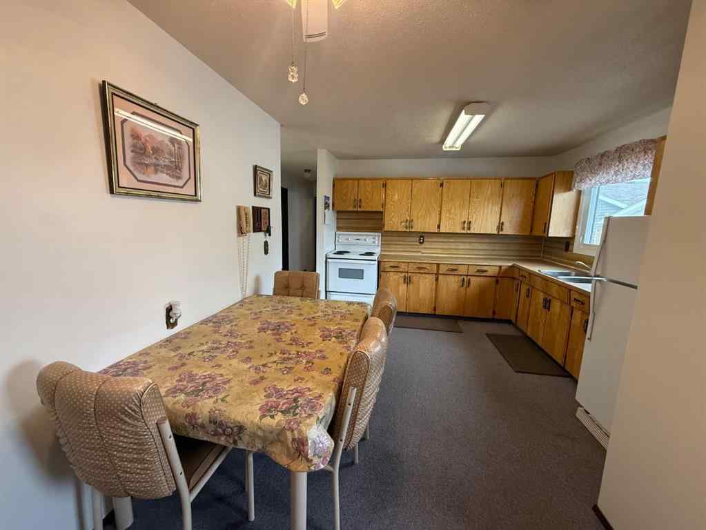 MLS® A2228966 - 604 3 Street E in Hanna Hanna, Residential