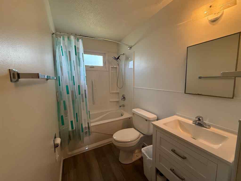 MLS® A2228966 - 604 3 Street E in Hanna Hanna, Residential