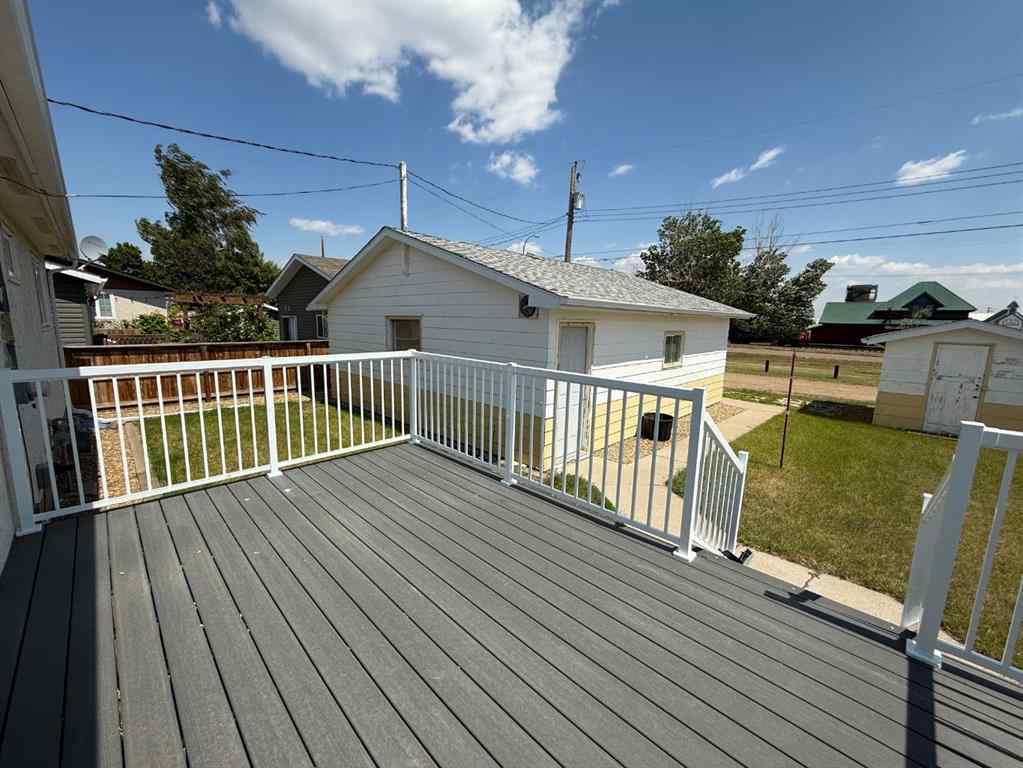 MLS® A2228966 - 604 3 Street E in Hanna Hanna, Residential