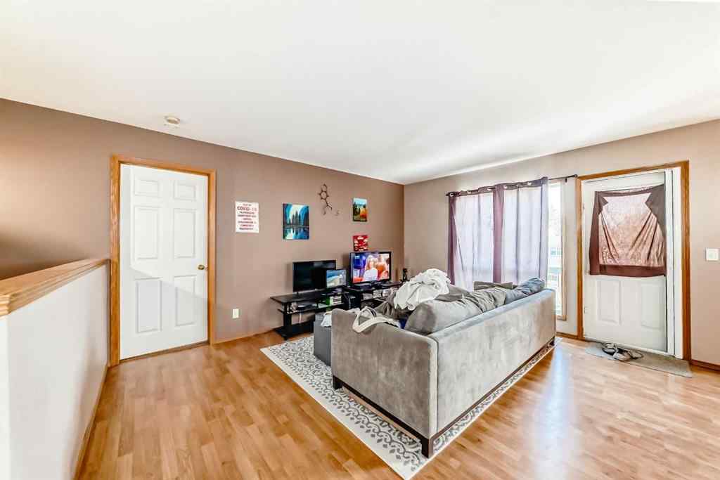 MLS® A2229009 - 6591 Pinecliff Grove NE in Pineridge Calgary, Residential