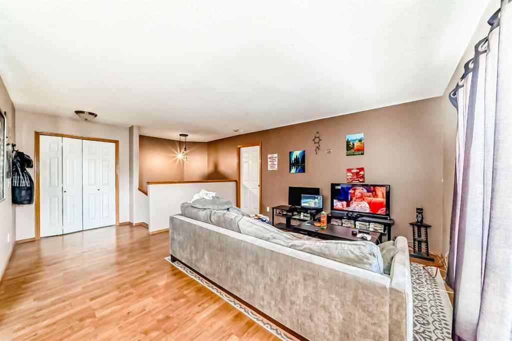 MLS® A2229009 - 6591 Pinecliff Grove NE in Pineridge Calgary, Residential