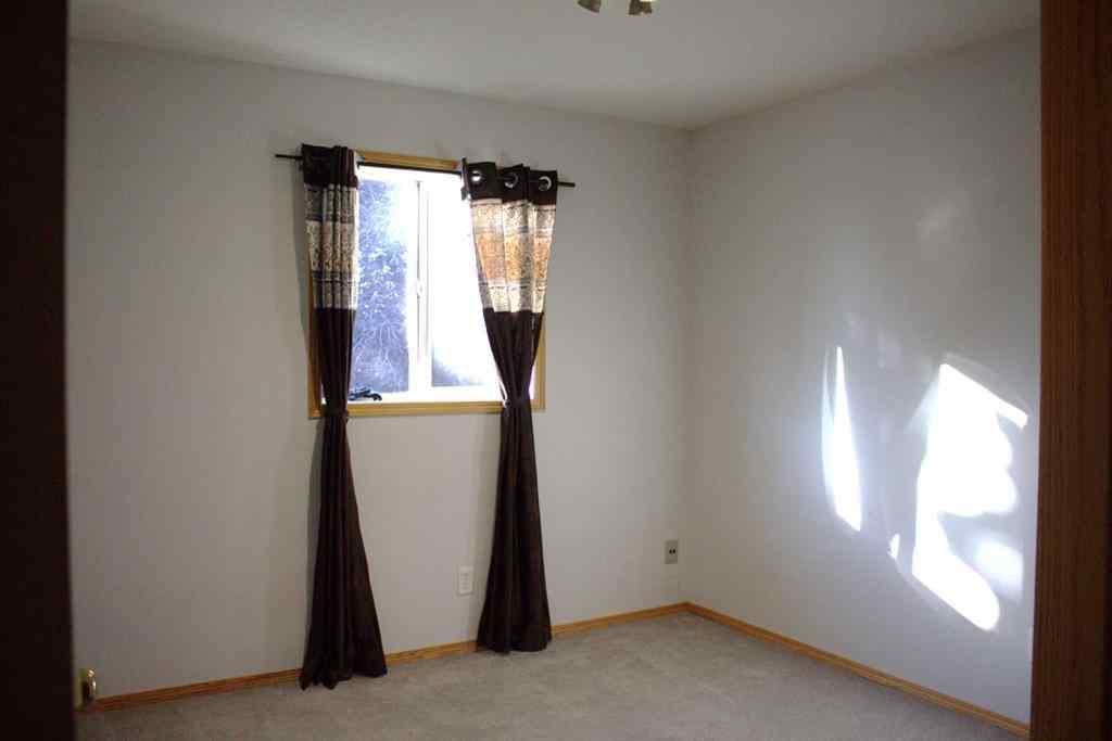 MLS® A2229009 - 6591 Pinecliff Grove NE in Pineridge Calgary, Residential