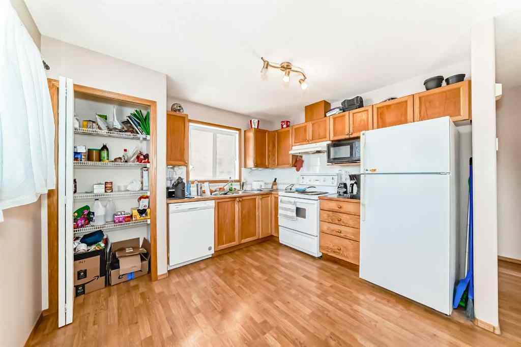 MLS® A2229009 - 6591 Pinecliff Grove NE in Pineridge Calgary, Residential