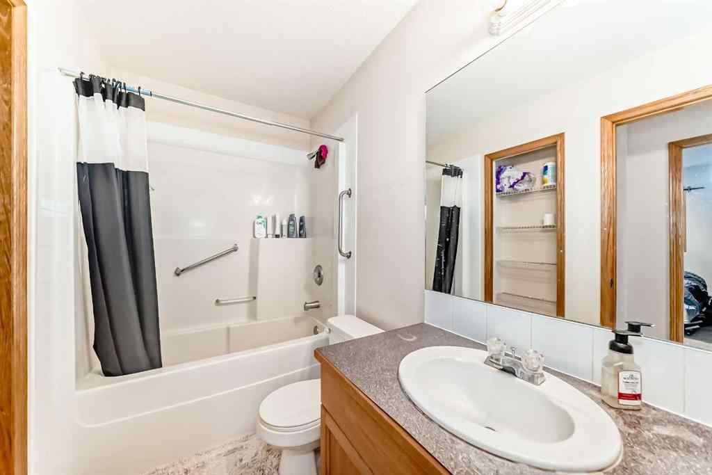 MLS® A2229009 - 6591 Pinecliff Grove NE in Pineridge Calgary, Residential